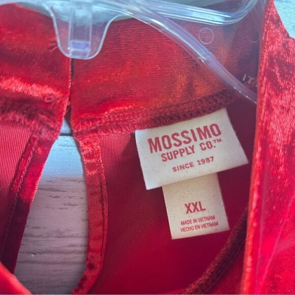 Mossimo Cold Shoulder Mock Neck Crushed Velour Red Top XXL - Picture 7 of 8